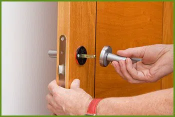 Neighborhood Locksmith Services Gladstone, OR 503-482-2774 - 14-install-new-Lock