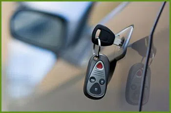 Neighborhood Locksmith Services Gladstone, OR 503-482-2774 - 18-car-unlock